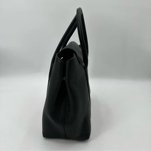 Cuyana Black Leather Trapeze Satchel - Picture 3 of 7